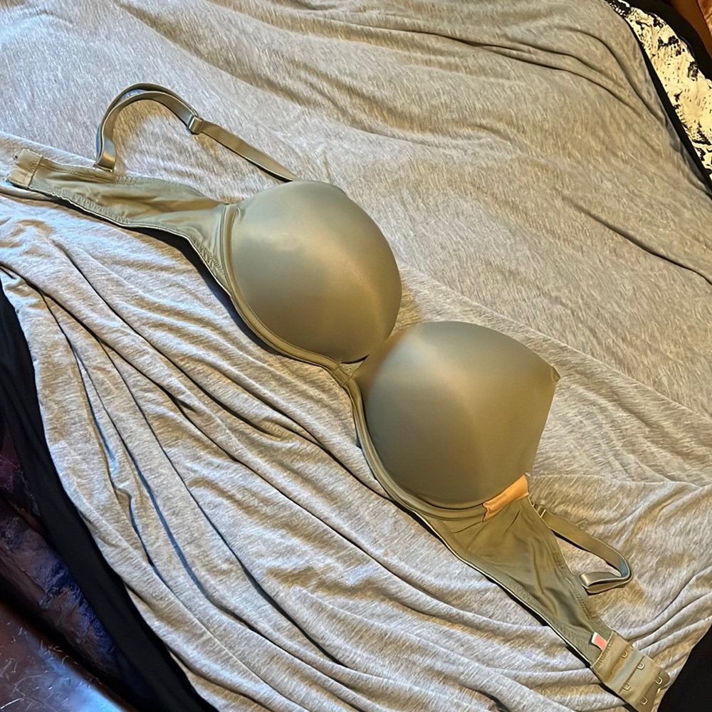 34D